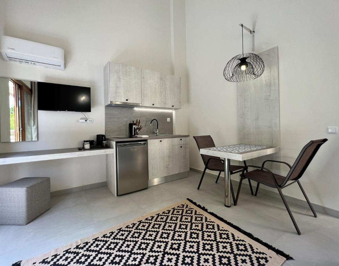 Naiades Urban Thassos Aparthotel Екстериор снимка